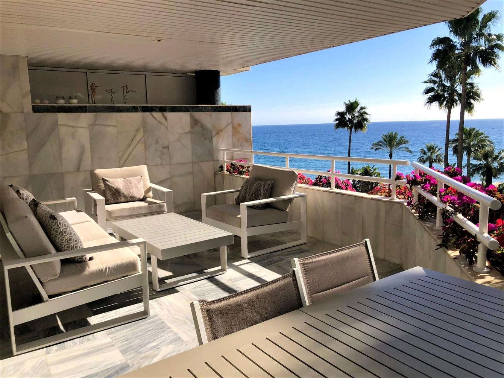 Coral Apartament 4*