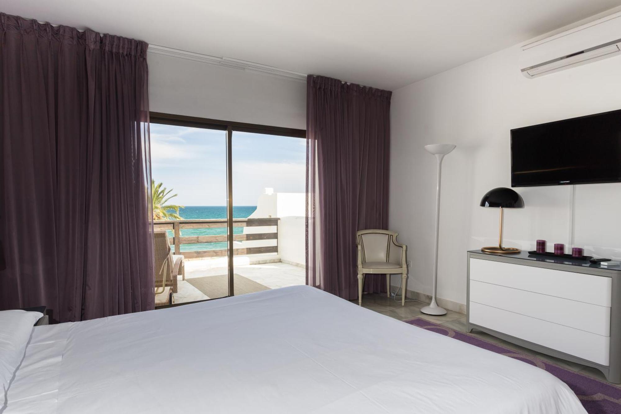 Coral 4*