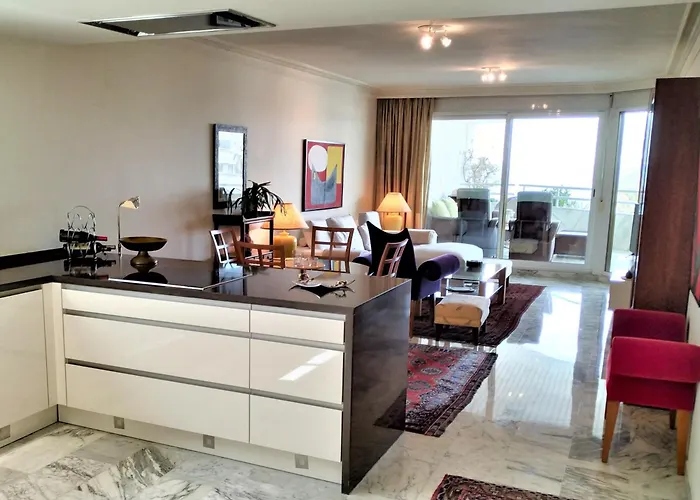 Coral Beach Aparthotel